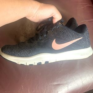 NIKE training Flex TR8 Women’s 8.5
